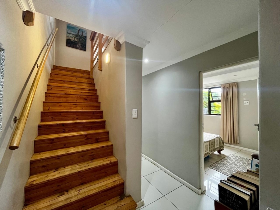5 Bedroom Property for Sale in Nahoon Eastern Cape